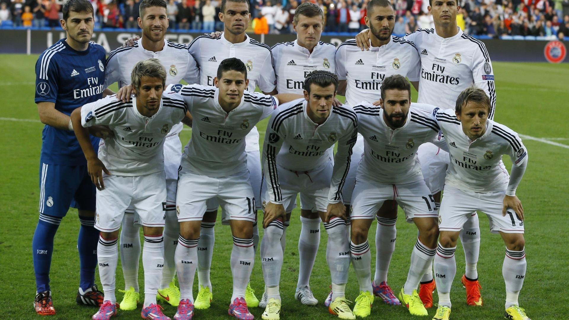 国际足联开出重磅罚单,多名球员因违规遭禁赛,俱乐部面临严厉处罚